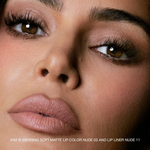 1x1KKC 24 KIM KARDASHIAN GREG PORTRAIT DT2 0733 Crop1