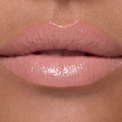 3.KKC 24 MODEL JANET LIPGLOSS NUDE02 0193 D 1x1 a75f1296 a4f4 474b 8b00 8d7ce6cb8d2d