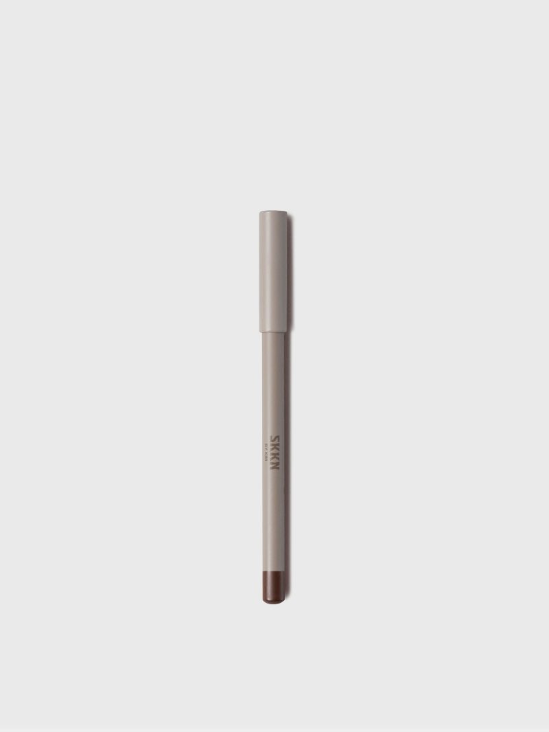 9.KKC 24 ECOMM LIPLINER CLOSED NUDE15 JAMIE B 144DPI